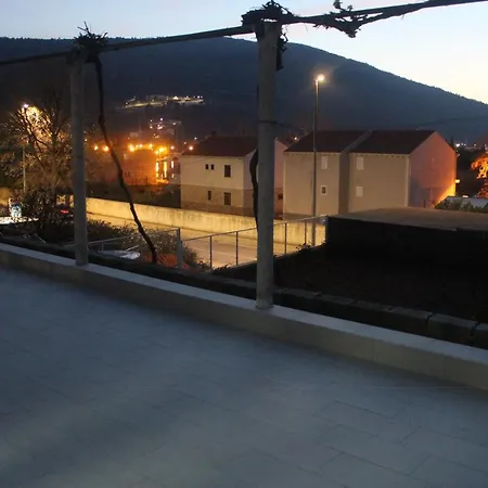 Apartment Relax Komolac